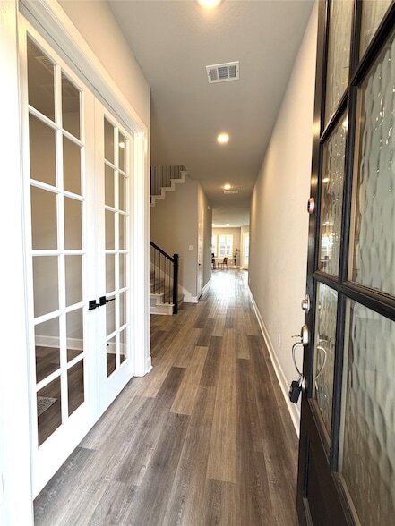 3417 Rosebud Park Ln