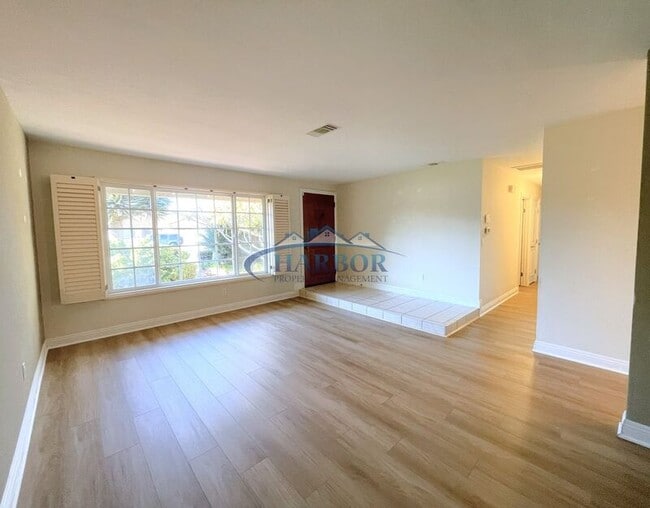 Photo - 23708 President Ave