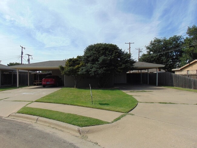 Building Photo - 6910fre Unit A