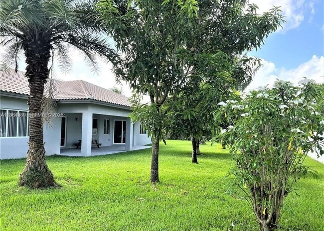 Photo - 27669 SW 154th Ave