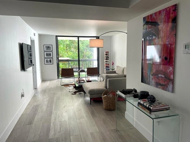 Building Photo - 2333 Brickell Ave Unit 314