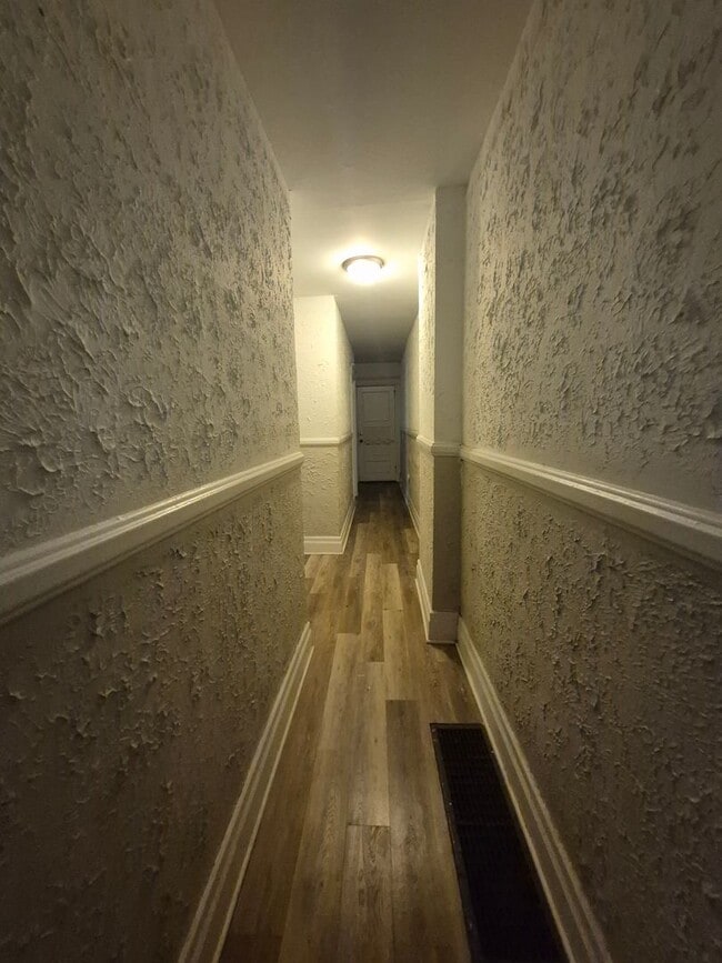 Photo - 537-539-539 Meigs St Unit 539-DN