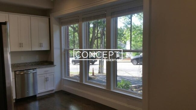 Photo - 2044A Beacon St. Unit 2B Unit 2B