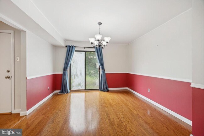 Photo - 105 Grant Rd