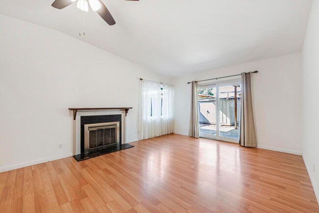 Photo - 2577 Gonzaga St