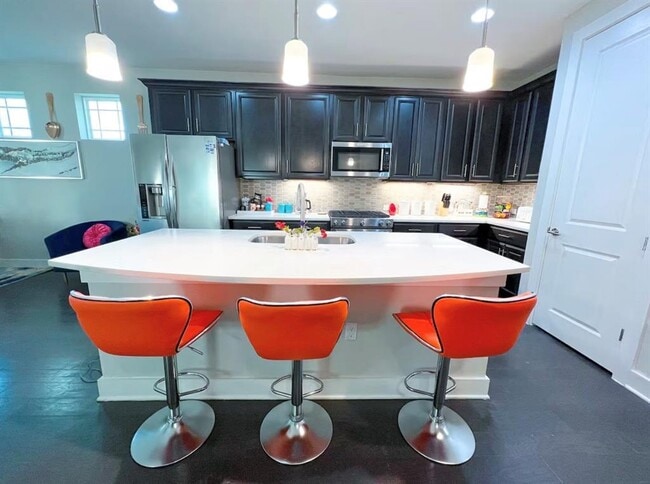 Photo - 807 E 16th St Unit B