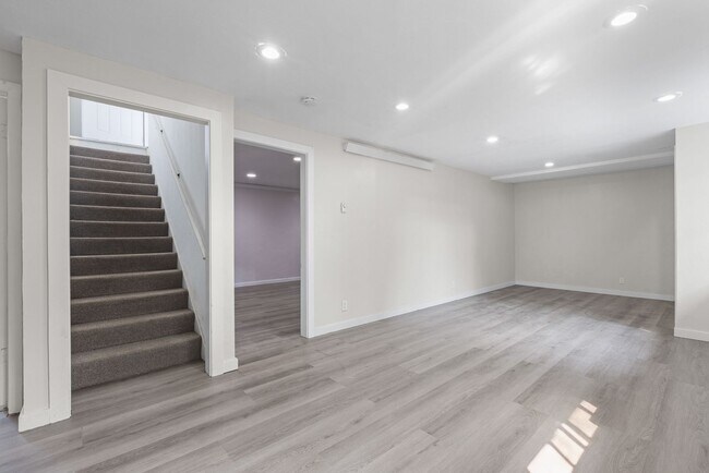 Photo - Y725AT Unidad # 2