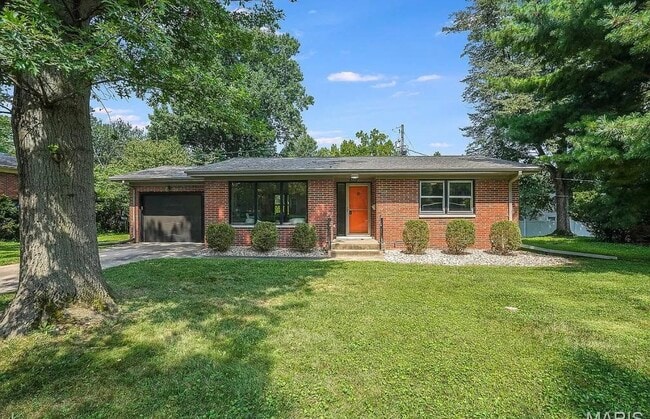 Building Photo - 609 Grandview Dr Rental