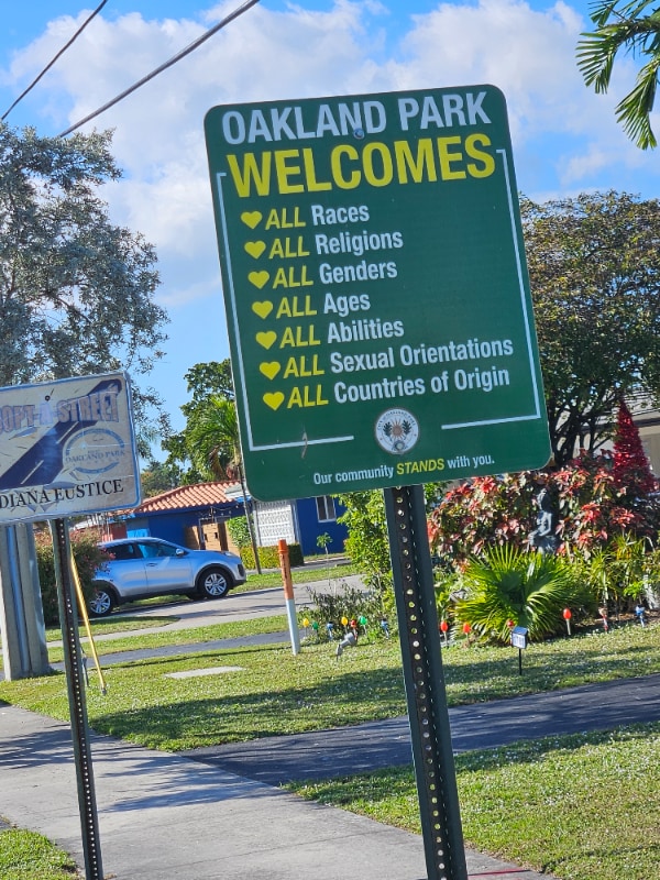 Photo - 1568 NE 45th St Unidad C