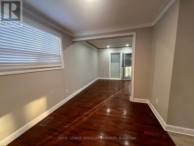 Photo - 69 Huntingwood Crescent