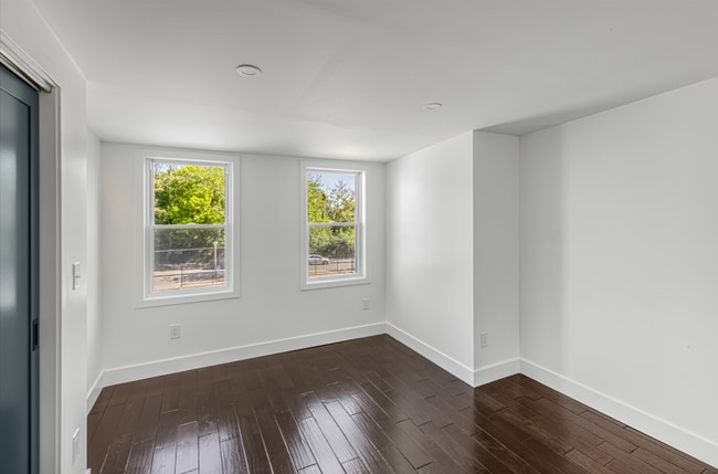 Photo - BEAUTIFULLY RENOVATED on the best block in Remington!