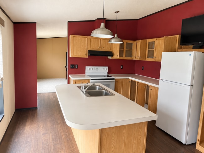 Building Photo - 3 Bedroom Unit behind Gallatin Valley Mall!