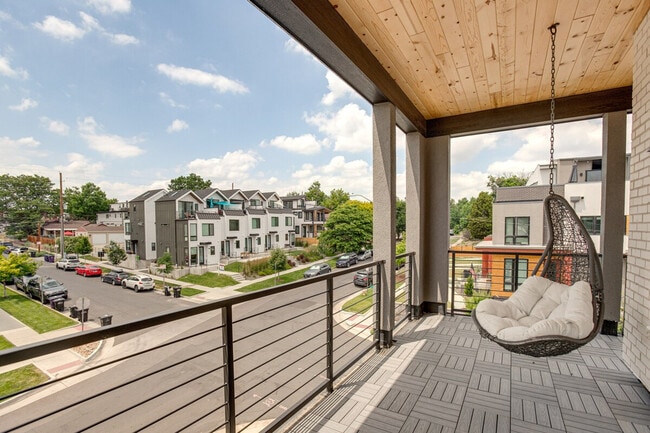 Photo - 3890 W 13th Ave Unidad ID1386066P