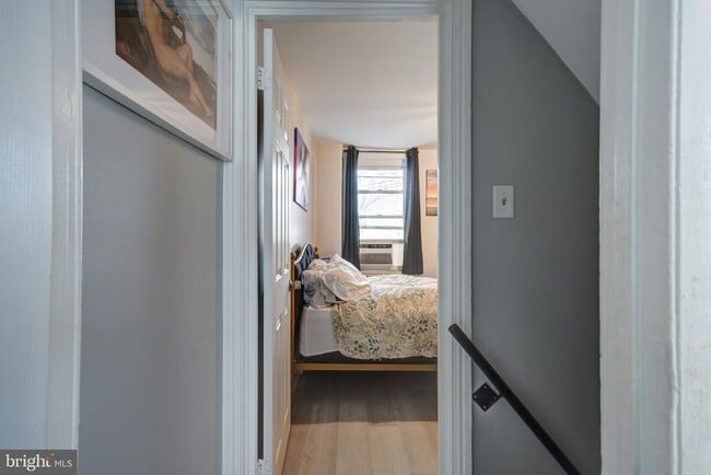 Photo - 145 W Wilt St