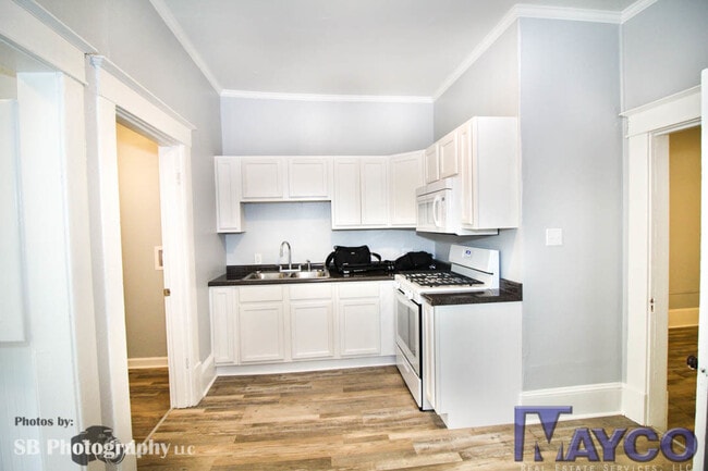 Photo - 448 Robinson Pl Unit 448 Robinson