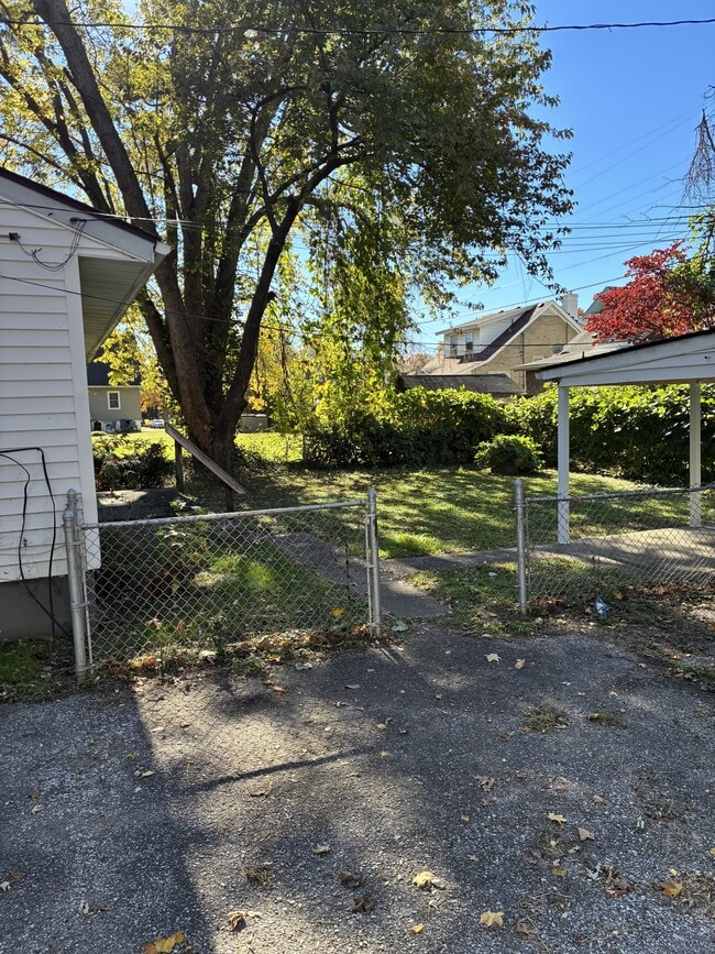 Photo - 116 S 45th St