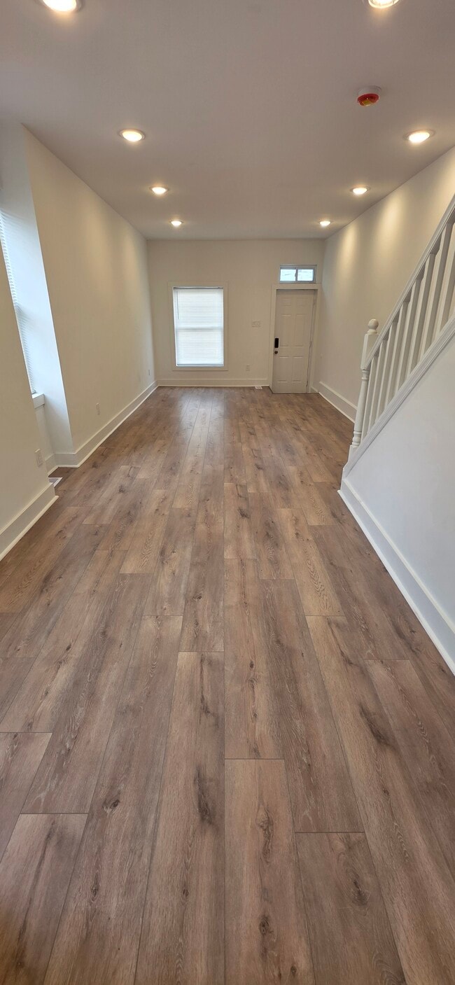 Photo - 801 N Port St