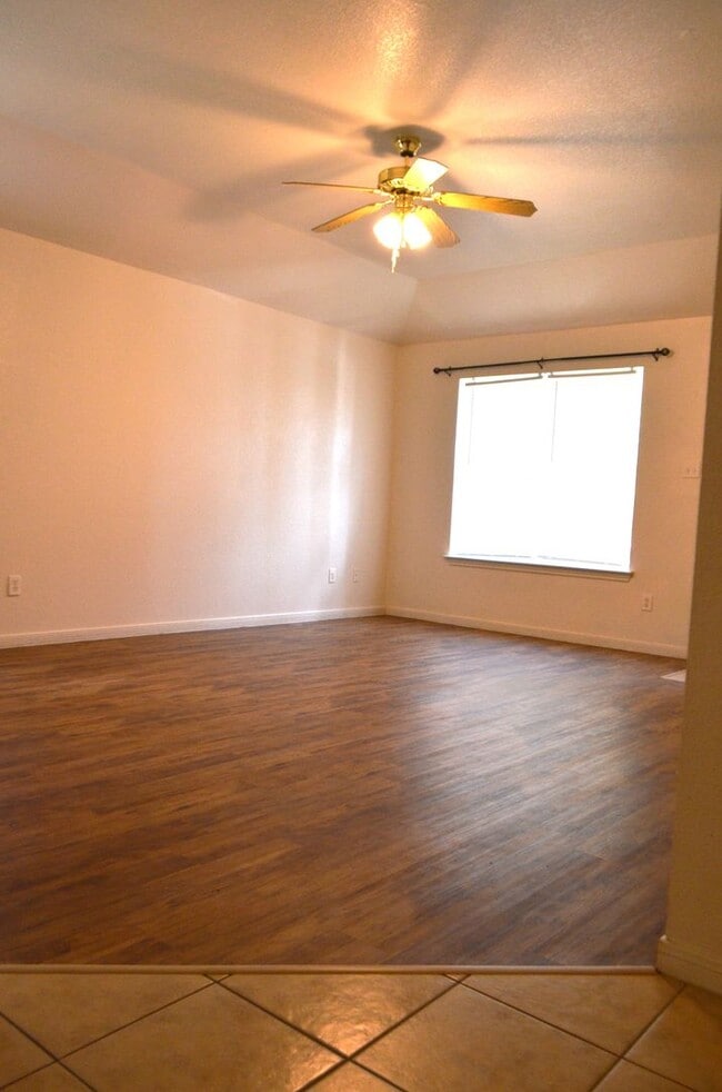 Photo - 603 Bermuda St Unit 603 Bermuda #B