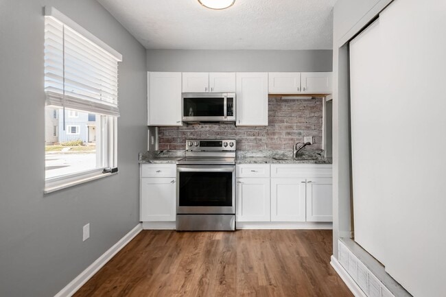 Photo - 313 E Moler St Unit B