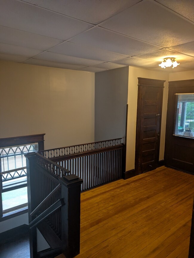 Photo - 168 Minerva St Unit 2