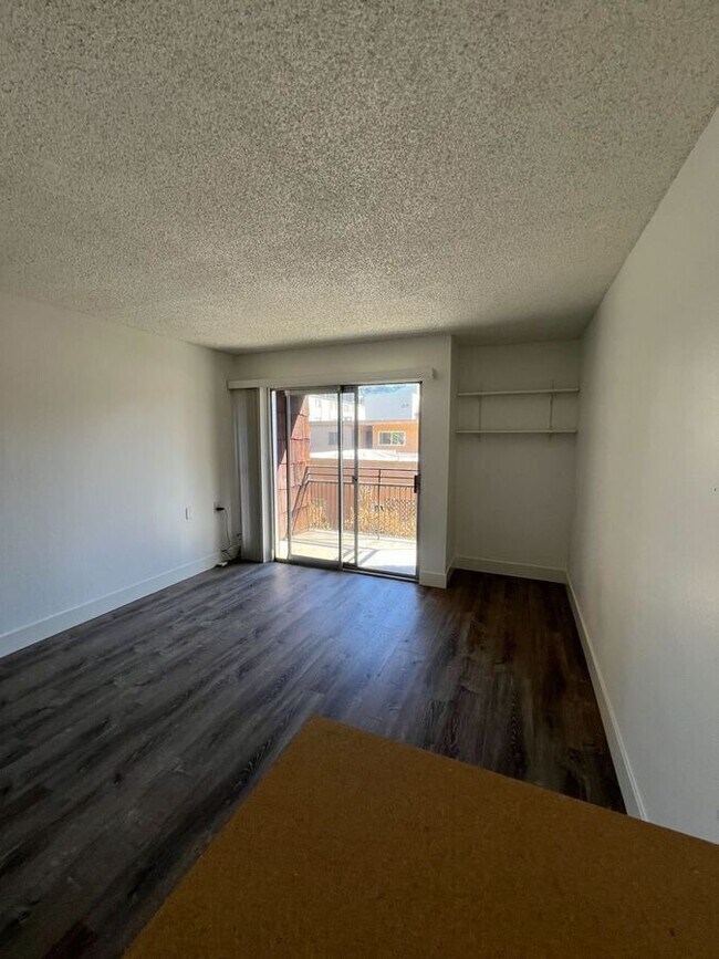 Photo - 2309 Blake St Unit 219