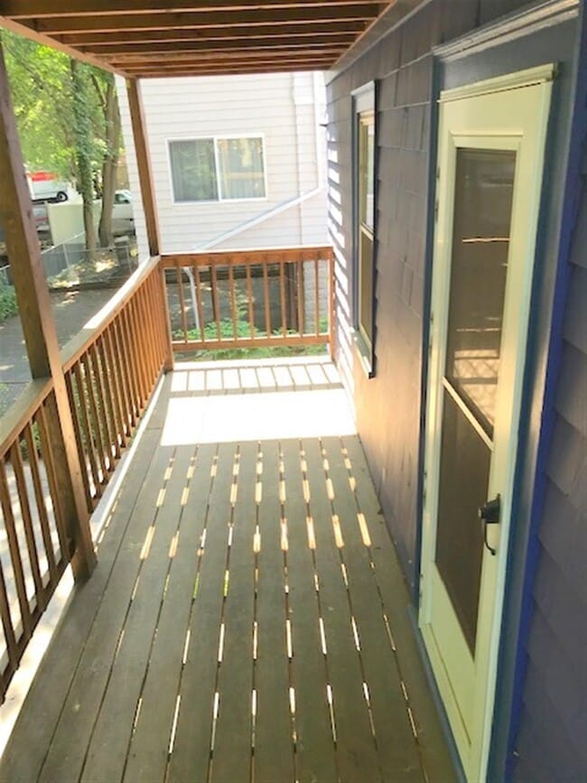 Photo - 25 Laurel St