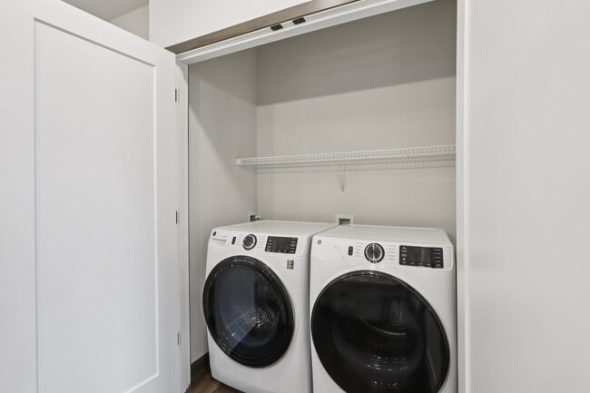 Residences at DeForest Yards