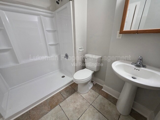 Photo - 1338 Portage Street