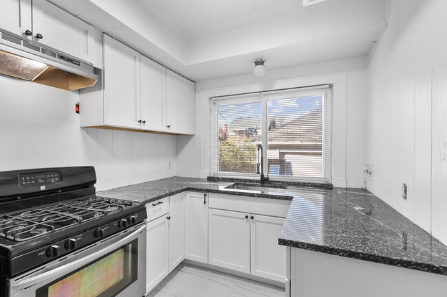 Photo - 13533 Santa Rosa Dr