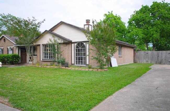 Photo - 3727 Meadow Pl Dr