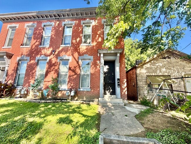524 N 26th St Unit 2
