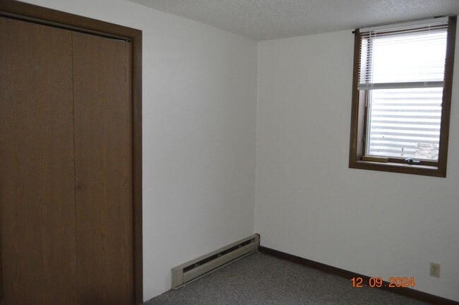 Photo - North 16th Court Apartments Unit Apt. #5