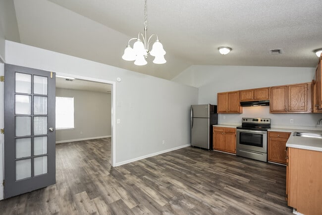 Photo - 419 Old Plantation Dr