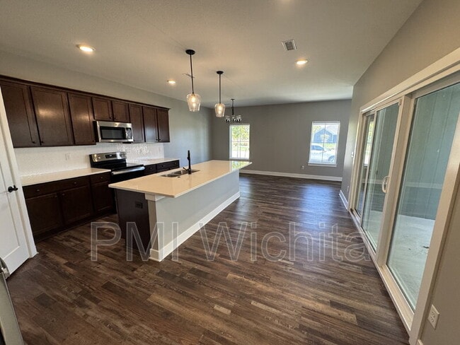 Photo - 107 S Shay Rd