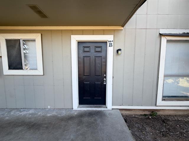 Photo - 604 Walter Stephenson Rd Unit B