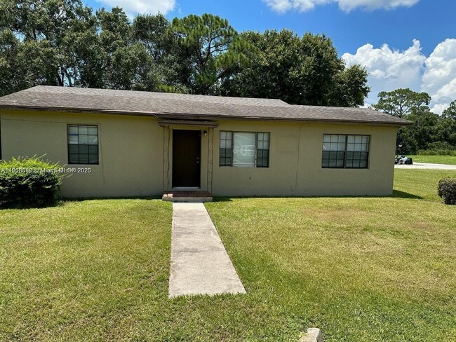 Building Photo - 1007 N 39th St