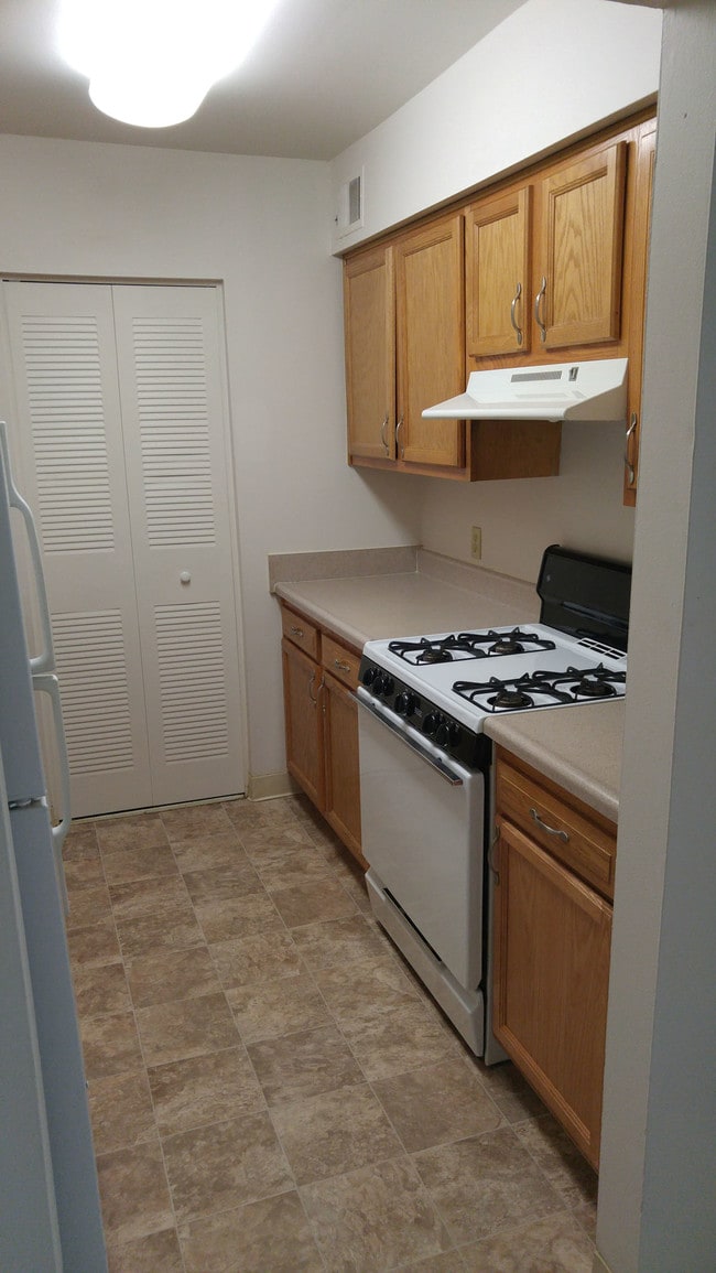 Photo - Melrose Village Apartments