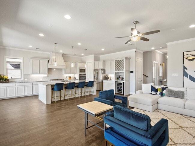 Photo - 2419 Portwood Way