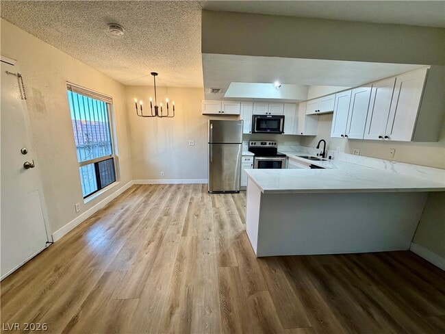 Photo - 4300 N Lamont St Unit 247