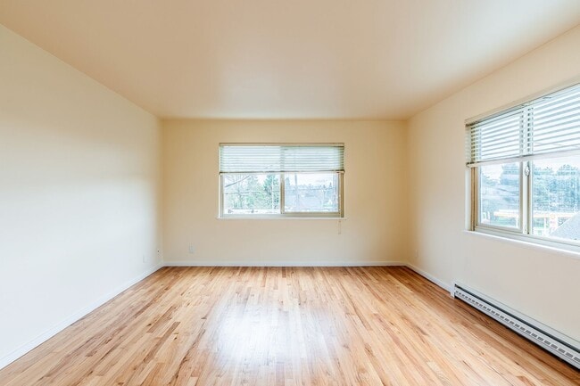 Photo - Lake Vista Apartments