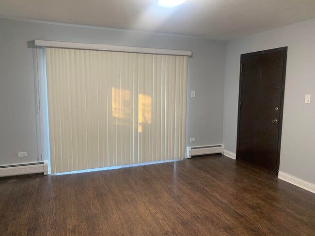 Photo - 4505 Maple Ave Unit 3
