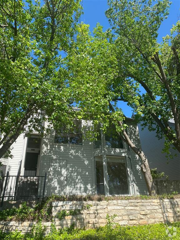 Building Photo - 189 World of Tennis Sq Rental