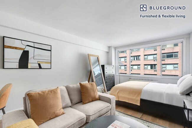 Building Photo - 340 E 51st St Rental