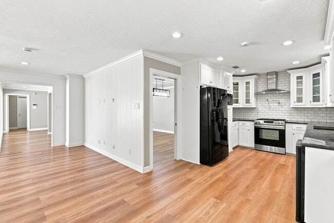 Photo - 5522 Dumfries Dr