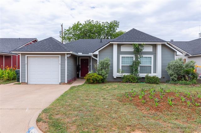 Building Photo - 47 Shady Brook Cir