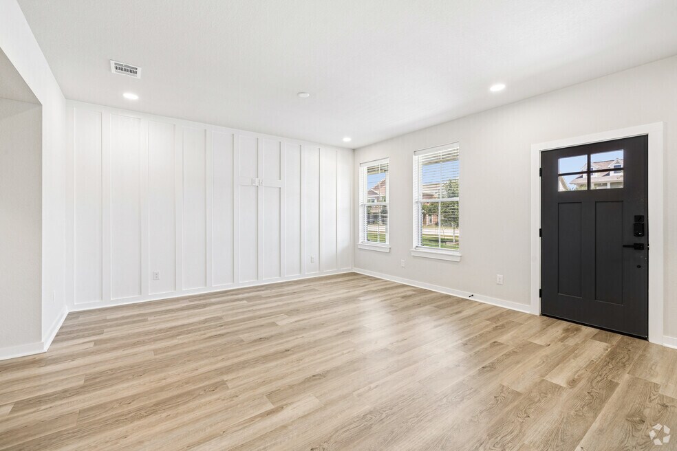 Cypress - 4BR, 4.5BA - 1,903SF - Living Room