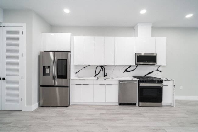 Photo - 187 Culver Ave Unit 509