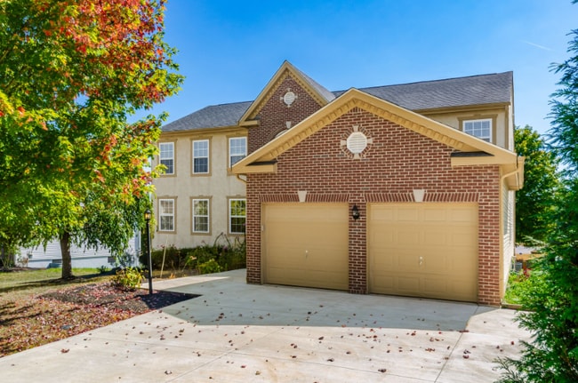 Photo - 3902 River's Run Dr