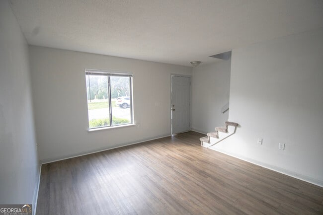 Photo - 251 Knight Dr Unit APT 10