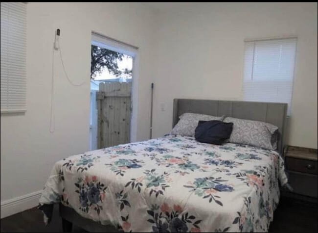 Photo - 26 Garfield St